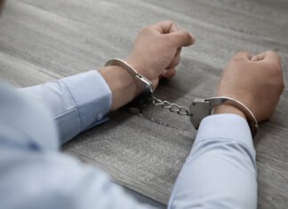 В Польше известного российского «оппозиционера» и жену обвиняют в шпионаже