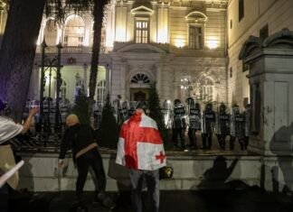 Правящая партия Грузии инициирует ужесточение правил проведения митингов