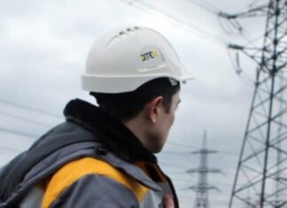 РФ нанесла удар по энергетиках во время ремонтных работ в Днепропетровской области