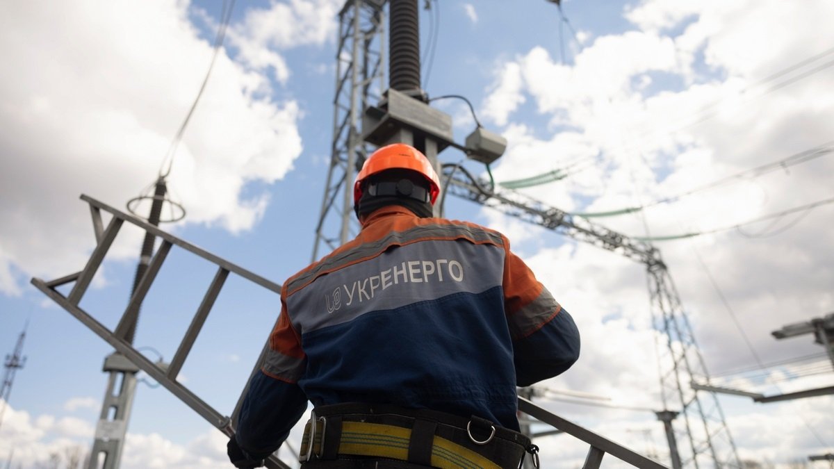 Донецкая область полностью обесточена из-за ударов россиян по энергообъектам