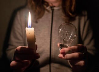 Россия атаковала энергетику в Сумской области: часть Сум без света