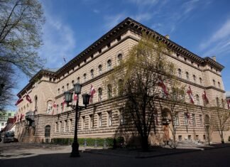 Латвийский Сейм отложил решение по выходу из Стамбульской конвенции