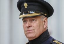 Скандального британского экс-принца лишат последнего воинского звания