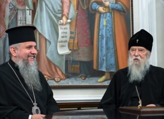 Патриарх УПЦ КП Филарет принял предстоятеля ПЦУ Епифания, а перед этим составил завещание