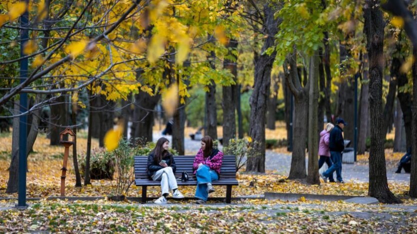 Похолодание, туман и ливни: синоптики предупредили украинцев о резкой смене погоды