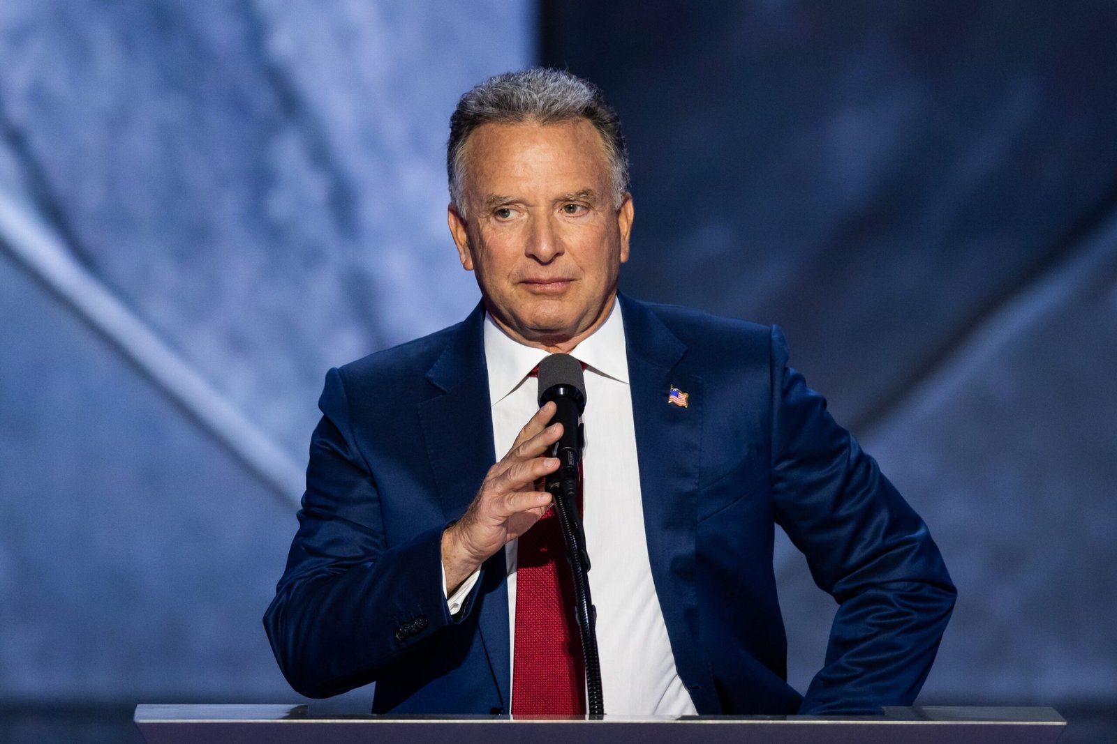 Уиткофф после встречи с россиянами верит в их стремление к «миру». Дмитриев говорит – дальше Москва