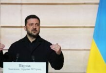 Зеленский заявил об отсутствии общего видения на переговорах по Донбассу