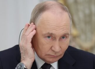 Путину снова доложили о «взятии» украинских городов. В Центре при СНБО объяснили тактику России