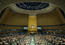 Генассамблея ООН требует от России вернуть украинских детей: кто голосовал против резолюции