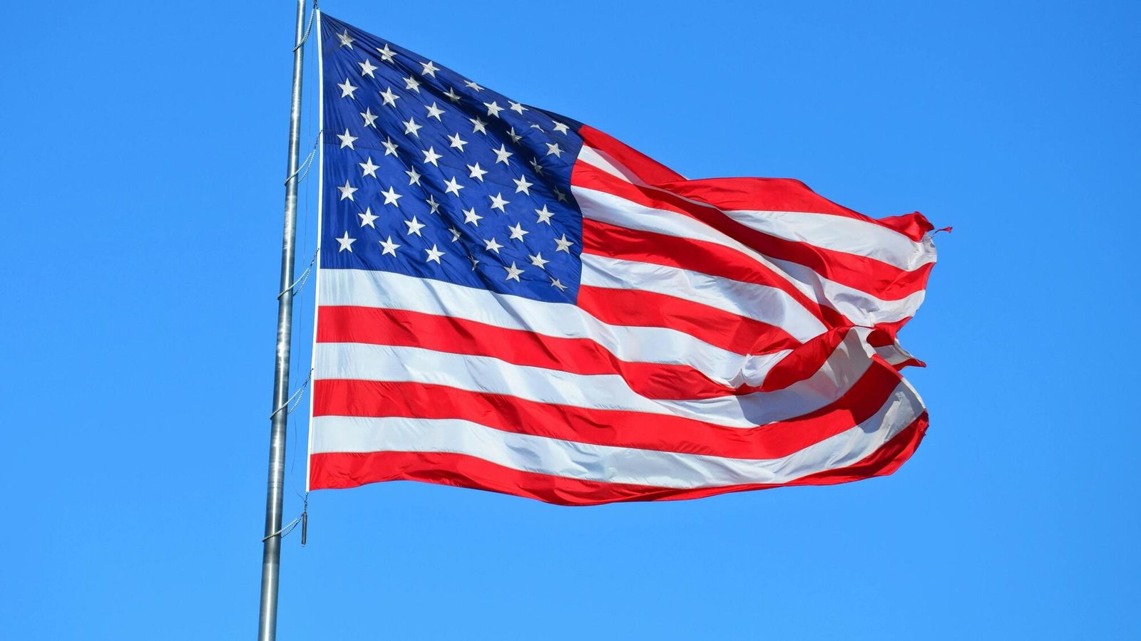 Bloomberg: США призвали ЕС не использовать активы РФ для «репарационного кредита» Украине