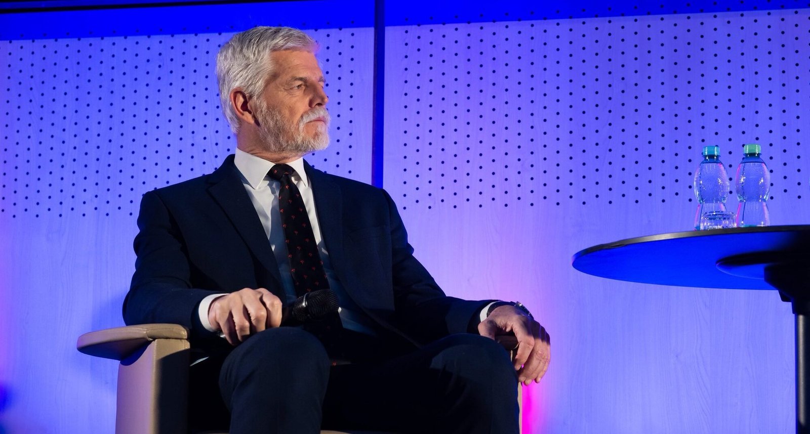 У Европы нет желания защищать свои принципы, но есть основания бороться с РФ жестче – глава Чехии