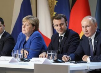 Зеленский о НАТО и Крыме: Говорил это Путину на первой встрече, мог бы и на последней