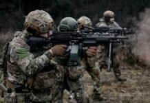 Россияне шли колоннами на Доброполье. Штурм отбит, уничтожено 30 единиц техники – видео