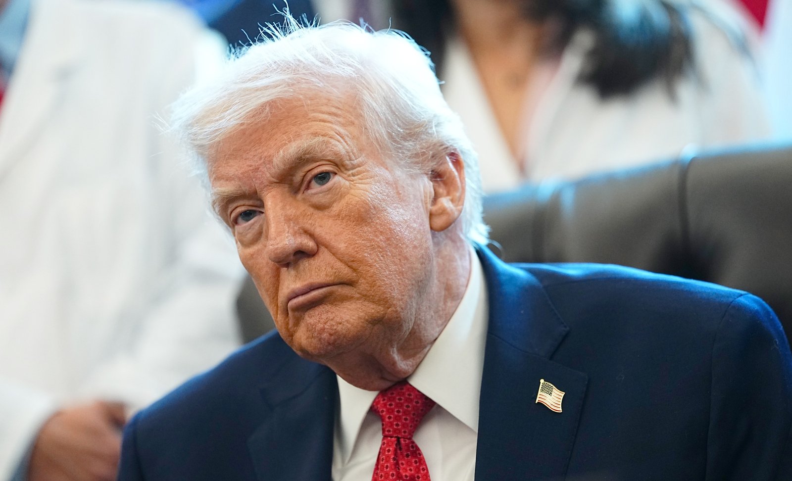 Трампу хотят запретить называть объекты США в свою честь. В Конгресс поданы законопроекты