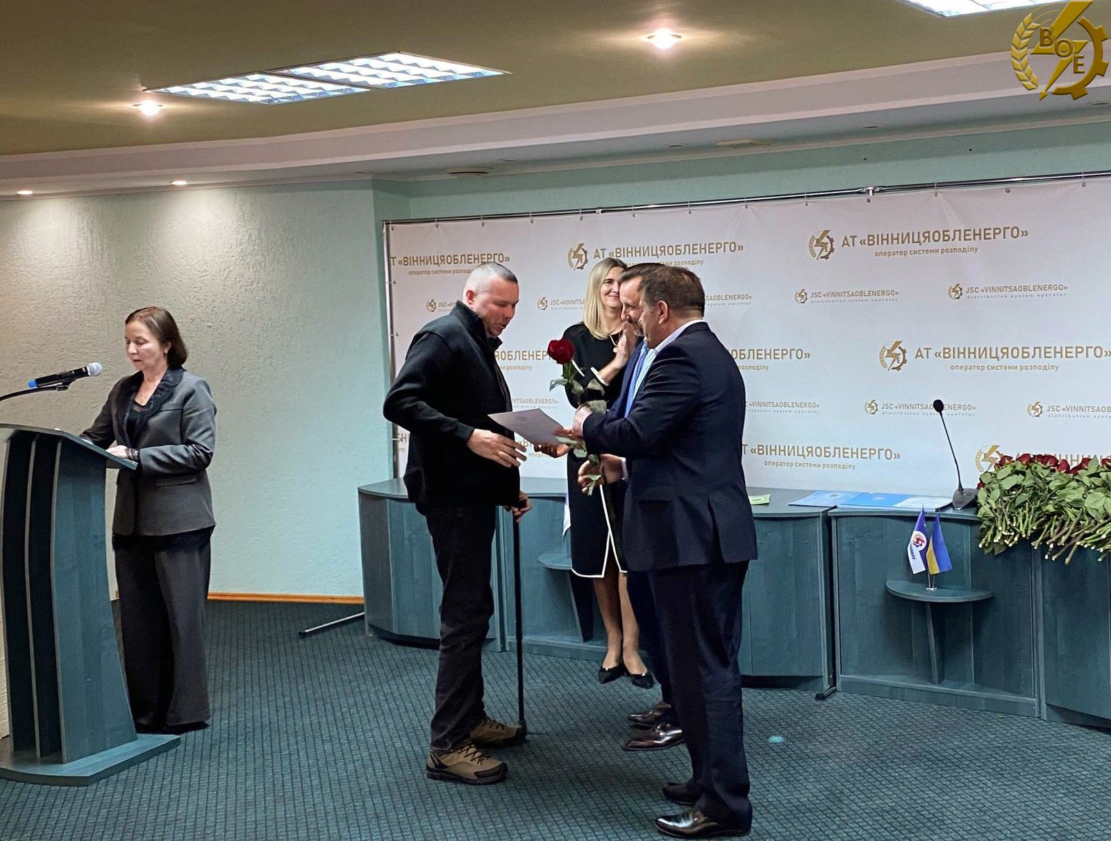 Нагрудний знак «Відмінник енергетики України» отримав електромонтер з Вінниччини