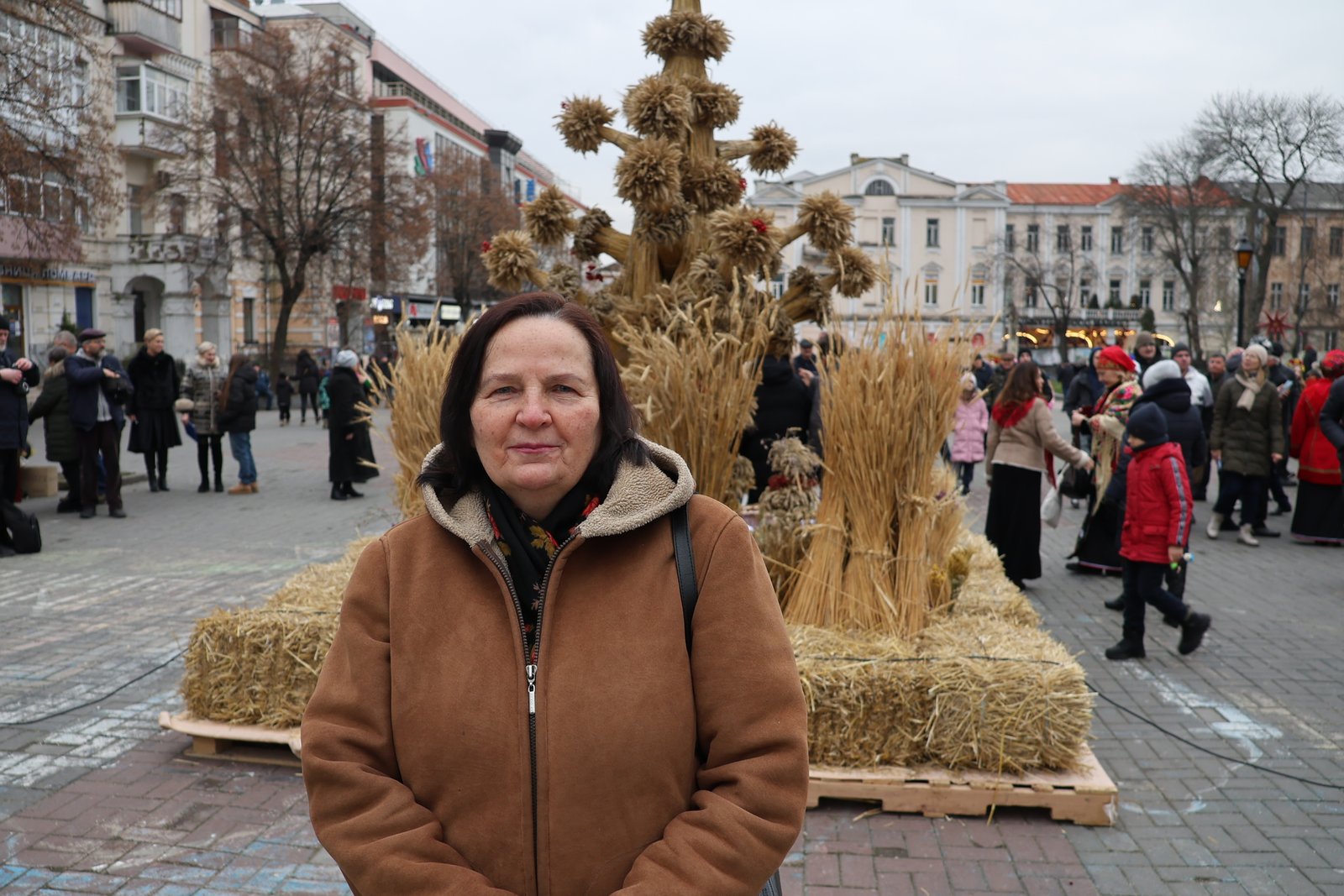 У центрі Вінниці біля Вежі Артинова встановили «Дідух Єднання»