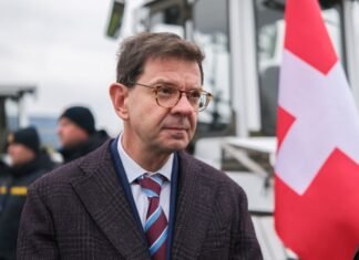 Швейцария готова стать площадкой для мирных переговоров по Украине, — посол