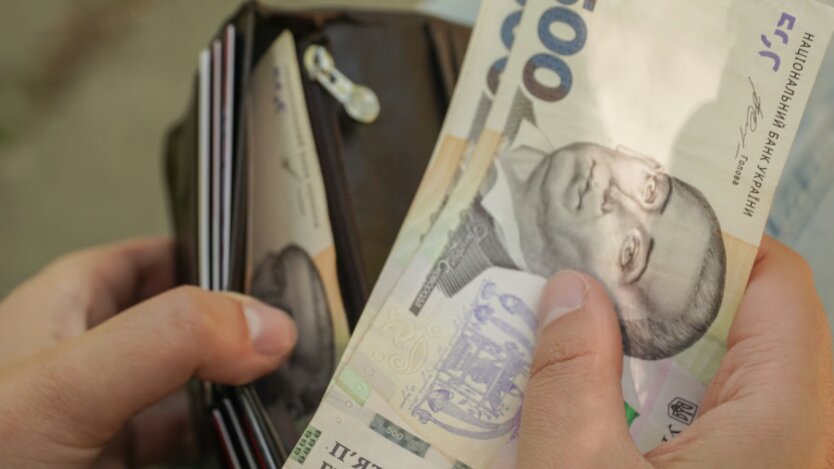 Без стажа, но с выплатами: кому в Украине дадут пенсию по инвалидности