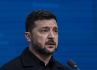 Зеленский поддержал идею электронного голосования на выборах президента