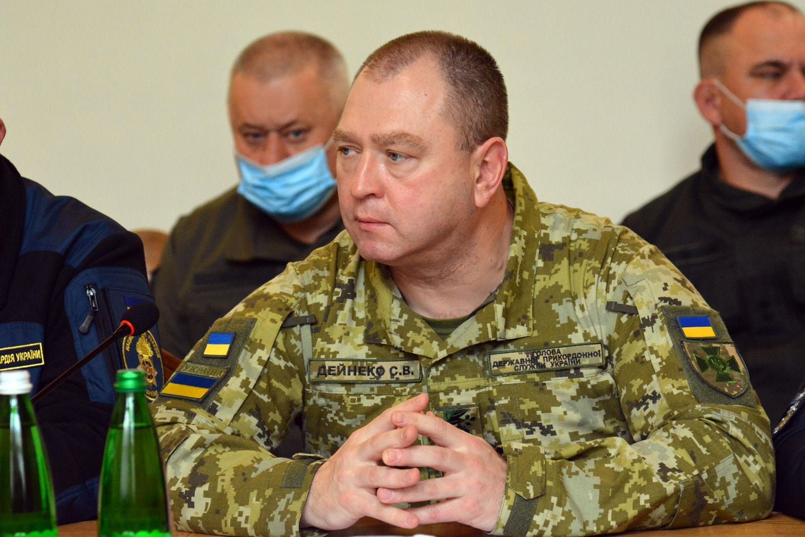 Экс-глава ГПСУ Дейнеко и два чиновника получили подозрение от НАБУ: причастны к контрабанде сигарет