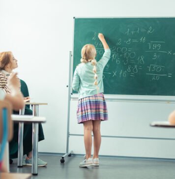 В Киеве зимние каникулы могут продлить. В правительстве назвали дату