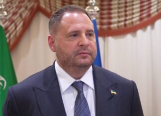 Ермак восстановил право на адвокатскую деятельность после увольнения из Офиса президента