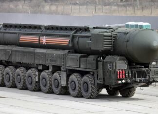 РФ хочет запустить «Орешник» в серию, однако его эффективность «сомнительна», говорит замглавы СВР