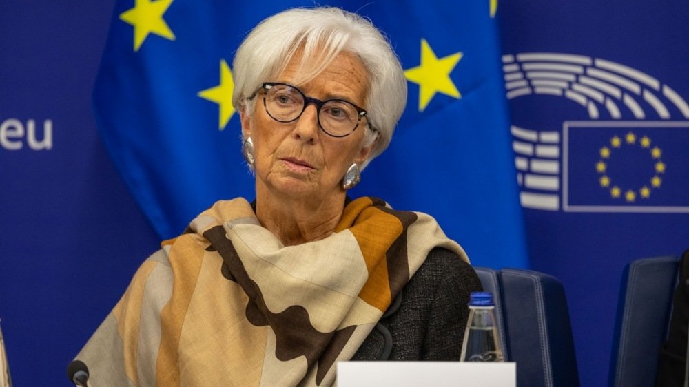 Скандал в Давосе. Лагард ушла с выступления одного из министров Трампа из-за критики Европы