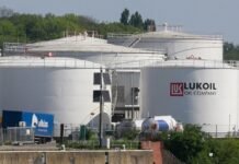 Силы обороны поразили три буровые установки «Лукойла», «Бук-М3» и склад оккупантов – видео