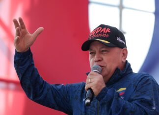 Reuters: США предупредили главу МВД Венесуэлы, что он может повторить судьбу Мадуро