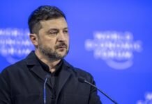 Зеленский: Россияне готовятся к новому удару по Украине