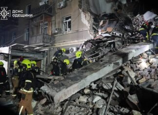 В Одессе завершили поисково-спасательные работы – погибли три человека. Объявлен день траура