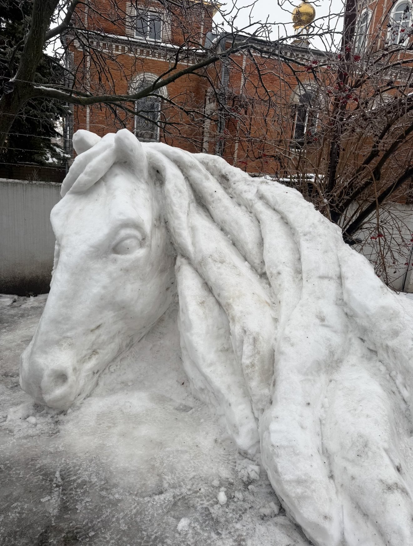 Навіть на війні знаходить час для творчості: історія скульптора Олександра Нечепуренка з Вінниччини