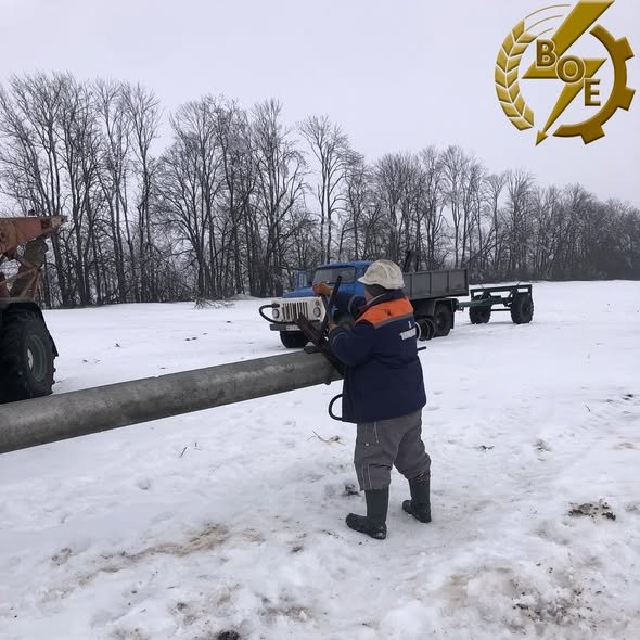 Енергетики «Вінницяобленерго» четверту добу безупинно відновлюють електропостачання після негоди