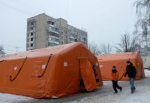 Киев почти на 60% без электричества, 4000 домов до сих пор без тепла, — Зеленский