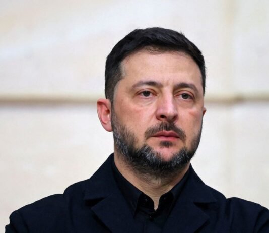 Трамп ведет диалог с Путиным на равных и может остановить войну, — Зеленский