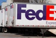 Первая крупная компания в США обратилась в суд с требованием возврата пошлин