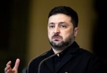 Зеленский ждет реакции США на нарушение Россией просьбы Трампа