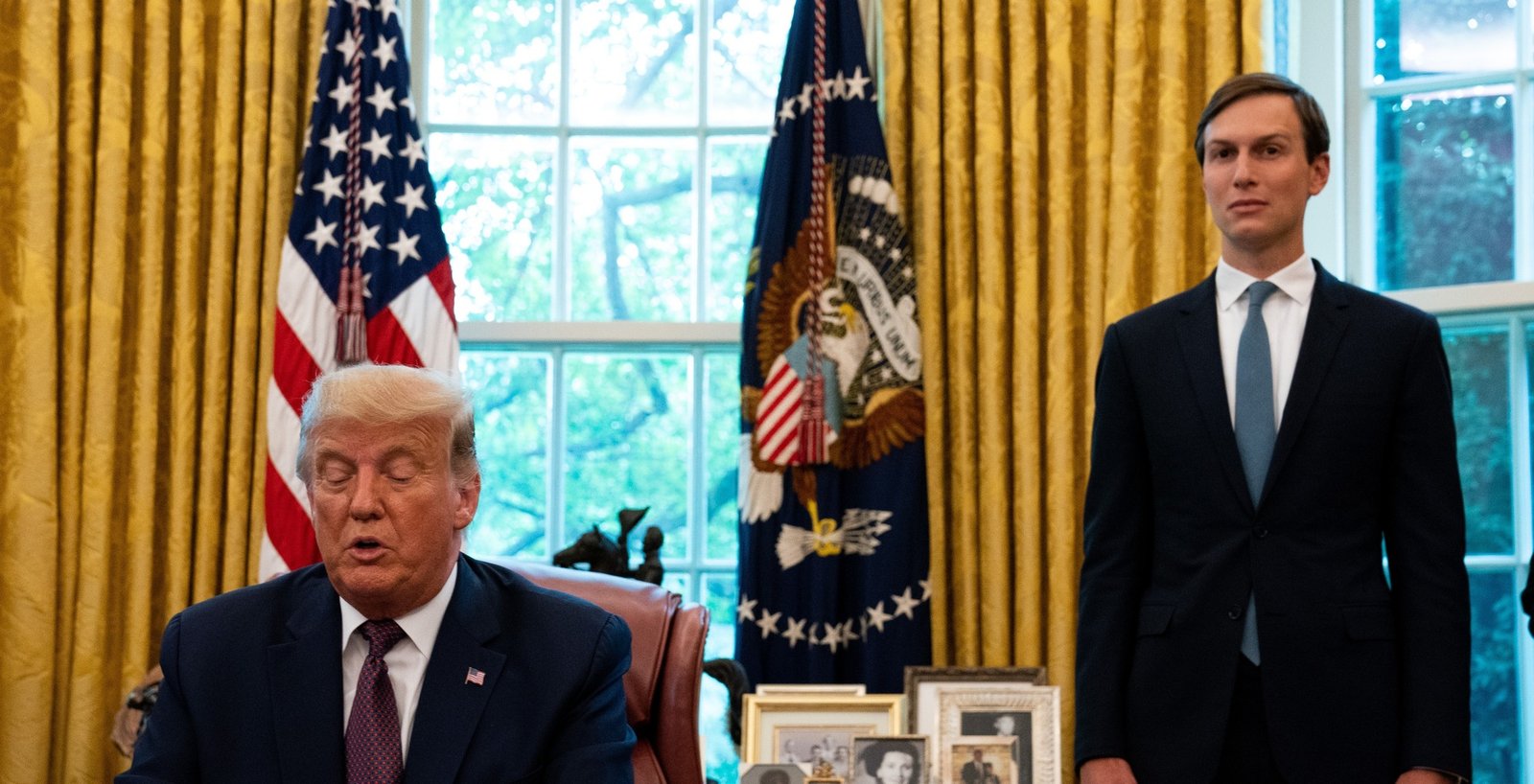 The National: США готовят для Ирана новое правительство на случай падения режима аятолл