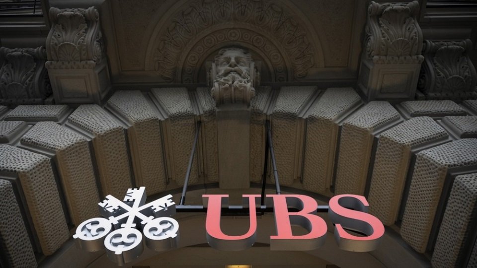 В UBS посоветовали инвестировать в строителей, а не кодеров