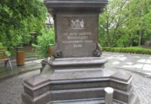 Найстаріший пам’ятник Вінниці отримав охоронний статус: колону Магдебурзького права внесли до Держреєстру