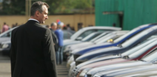 В Украине расширили налог на роскошь: кому из водителей придется заплатить 25 тысяч