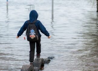 Большая вода уже в марте: какие регионы под угрозой и какую поддержку готовит власть