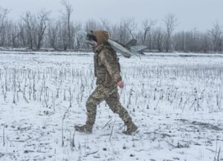 В Ростове уничтожено 6 тысяч FPV-дронов, а на Курщине поражен пункт управления россиян