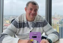 Адвокаты клиентки monobank хотят от Гороховского извинений и компенсации за фото с флагом