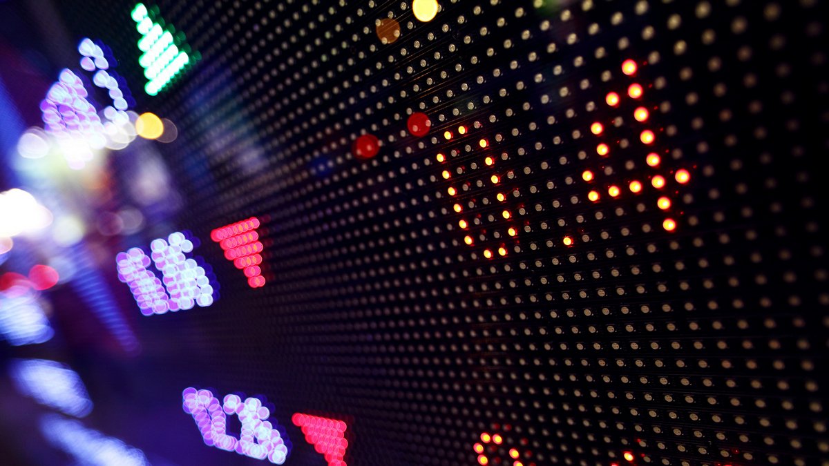 ОЭСР посоветовала Украине создать единую фондовую биржу: это нужно для восстановления страны