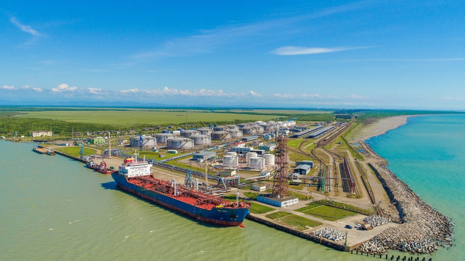 Единственный НПЗ Грузии стремится полностью отказаться от нефти из России