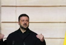 Зеленский заявил о 10 военных заводов в мире, которые строились «за спиной государства»