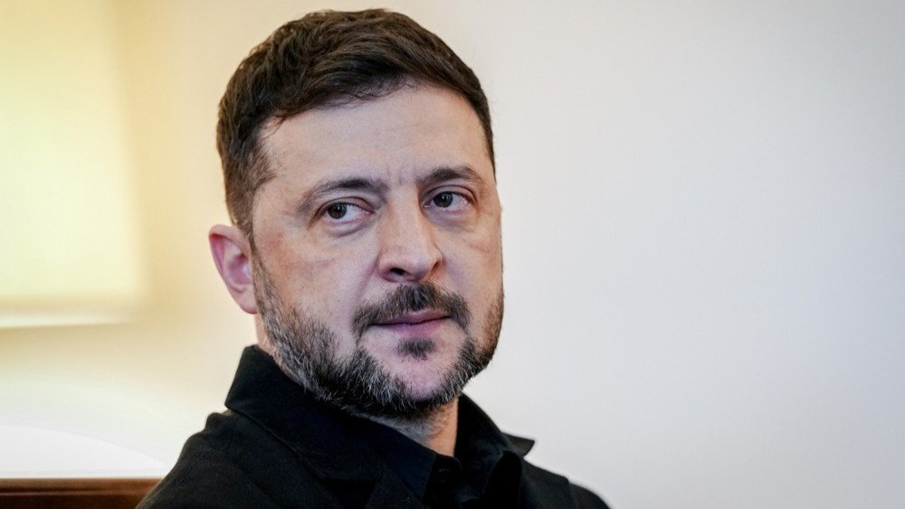 Зеленский: Ослабление санкций может дать России около $10 млрд Зеленский