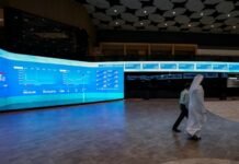 Ситуация «крайне тревожная». Банкиры в Дубае запасаются продуктами и готовятся к затяжной войне